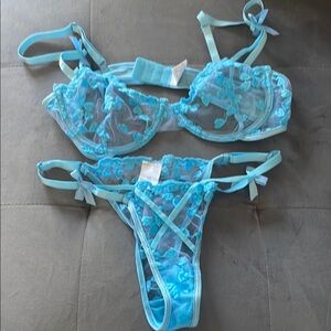 New 4 set of bra and underwear , 1Black , 2 white and 1 blueLace Lingerie Set,